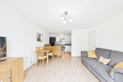 undefined, Cottons Approach, Romford RM7