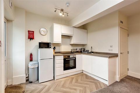 1 bedroom flat to rent, Frant Road, Kent TN2