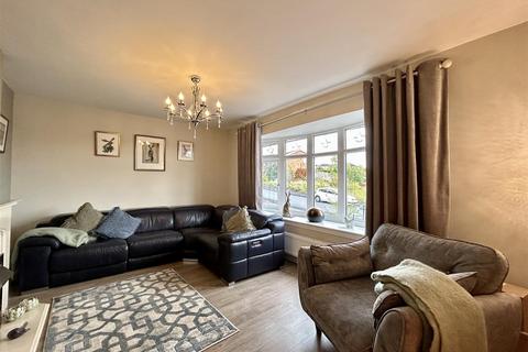 2 bedroom semi-detached house for sale, Chatsworth Road, Halesowen