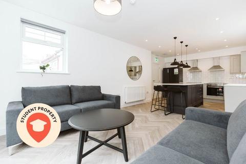 6 bedroom semi-detached house to rent, Filton Avenue, Filton, Bristol, South Gloucestershire, BS34