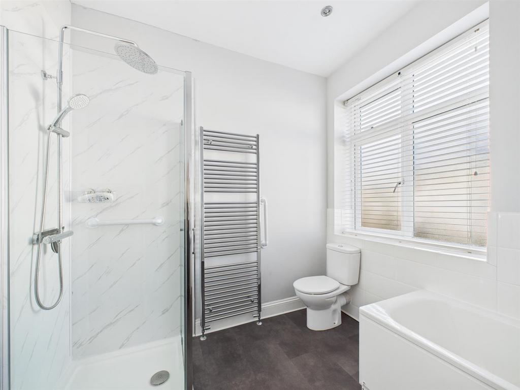 Bath 1.jpg