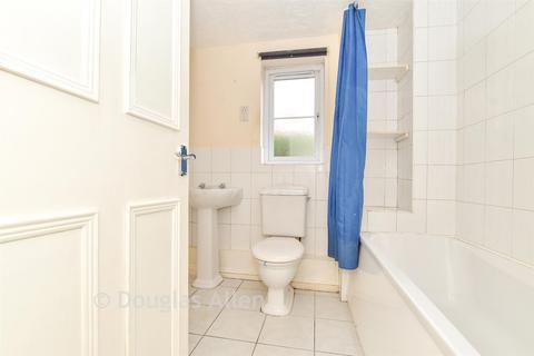 7 Chase End Chaseway, Basildon, SS16 4XD
