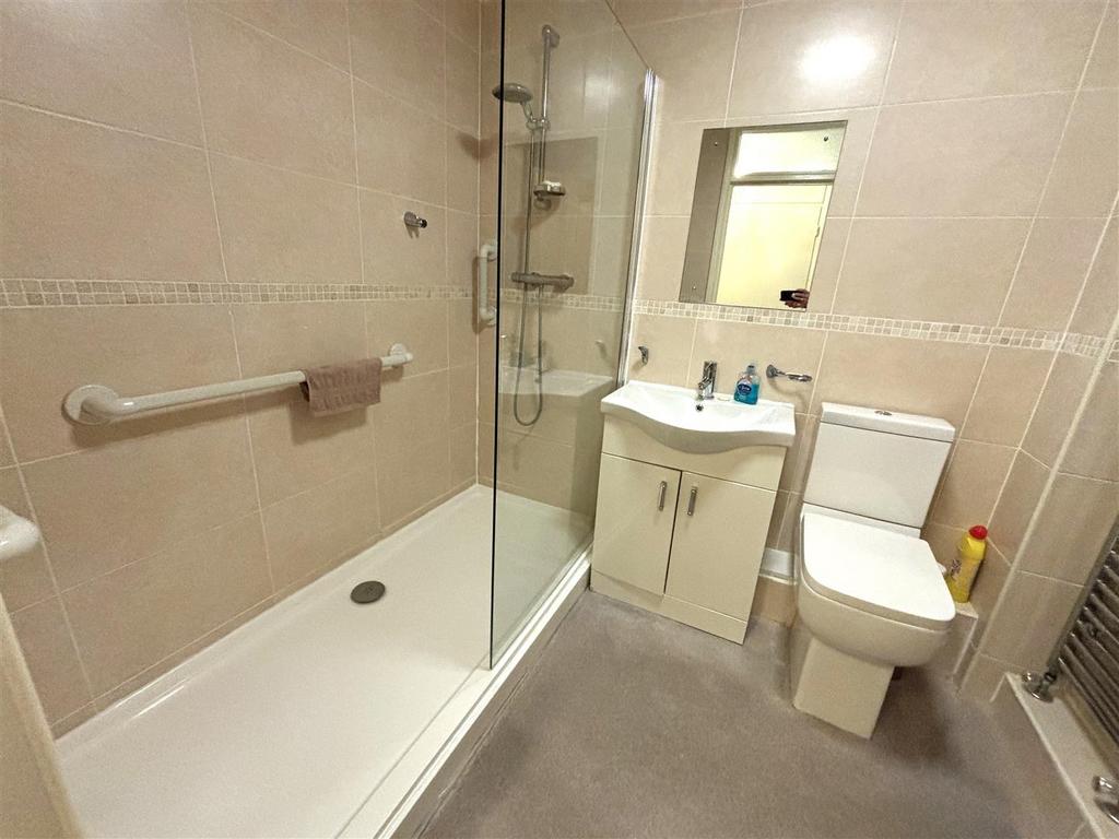 Bathroom.jpeg