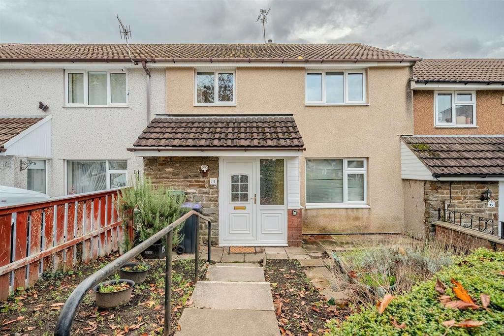 15 Field View Road-2.jpg