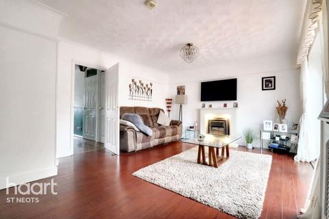 undefined, Philip Gardens, Eynesbury
