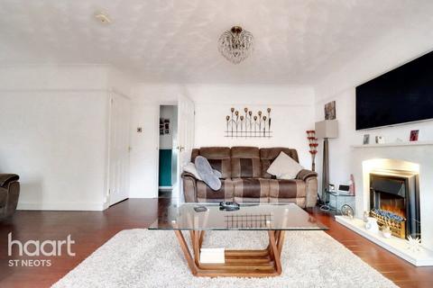 undefined, Philip Gardens, Eynesbury