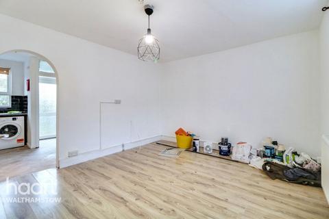 3 bedroom terraced house for sale, Ascham End, Walthamstow