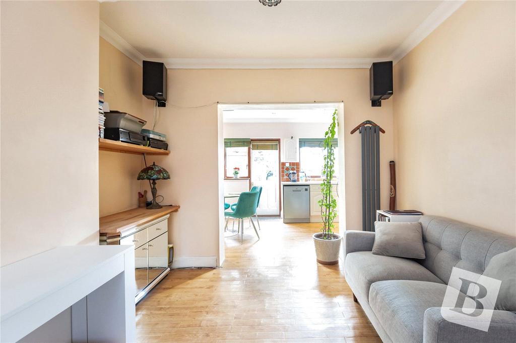 Kitchen / Dining