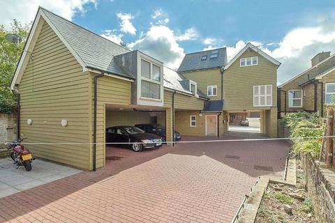 1 bedroom apartment for sale, London Road, Teynham, Sittingbourne, Kent, ME9