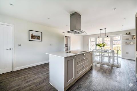 undefined, Shepherds Ridge, Reading RG7