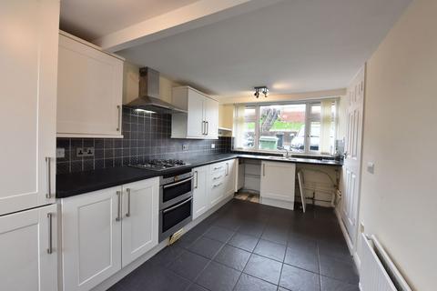 3 bedroom semi-detached house for sale, Ashdown Drive, Stourbridge DY8