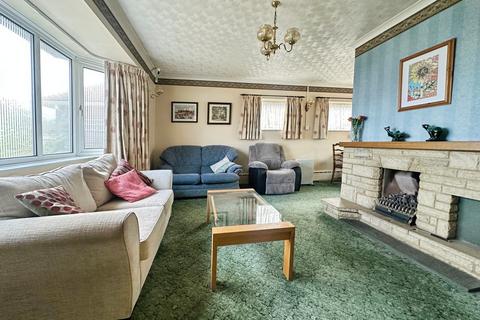 3 bedroom detached house for sale, Cherry Tree Avenue, Kirby Muxloe, LE9