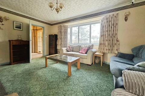 3 bedroom detached house for sale, Cherry Tree Avenue, Kirby Muxloe, LE9