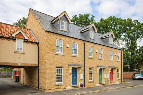3 bedroom townhouse for sale, King Henry Chase, Bretton, PE3