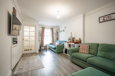 3 bedroom townhouse for sale, King Henry Chase, Bretton, PE3