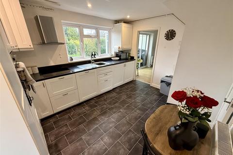 undefined, Spinney Crescent, Dunstable