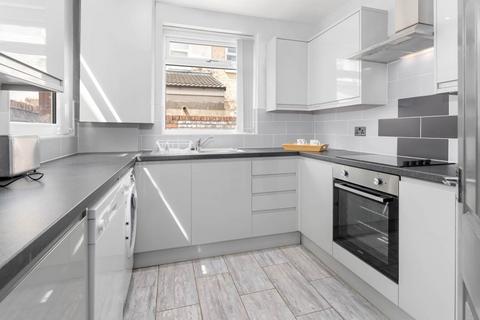 3 bedroom house share to rent, Leopold Road, Kensington Fields, Liverpool