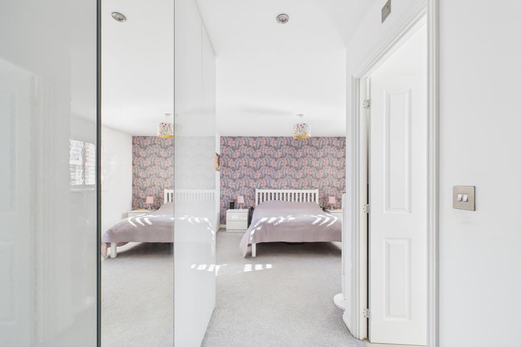 Bedroom 1 Dressing