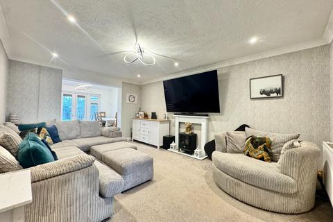 2 bedroom semi-detached house for sale, Cyprus Road, Titchfield Common