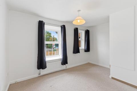 7 Bodiam Close, Berkeley Beverborne, Worcester, WR4 0EL