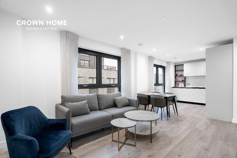 2 bedroom apartment to rent, Anax Street, London N4