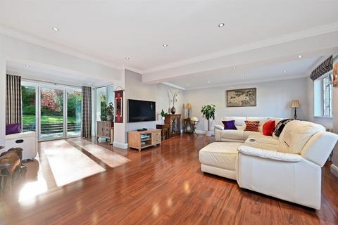 undefined, Westbury Road, Northwood HA6 3BY