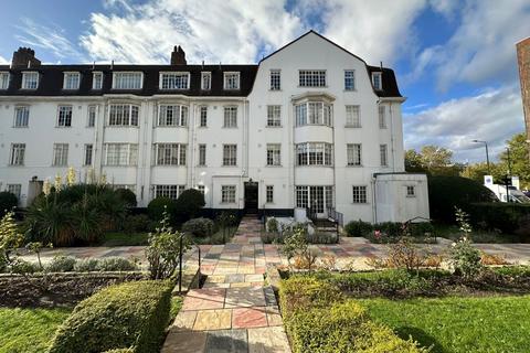 undefined, Flat 10 Wavertree Court, Streatham Hill, Streatham, London, SW2 4TL