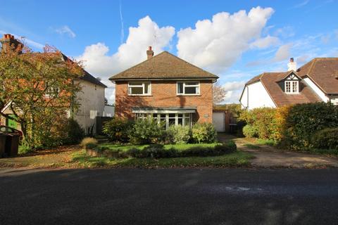 4 bedroom detached house for sale, Long Mill Lane, Crouch TN15