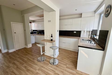 3 bedroom semi-detached house for sale, Mesnes Road, Wigan