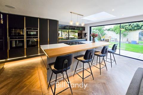 4 bedroom detached house for sale, Victoria Gardens, Lichfield, WS13