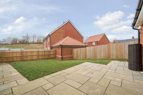 undefined, Rochford Grove, Horsham, RH12