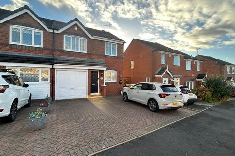 3 bedroom semi-detached house to rent, Hodson Way, Cannock, WS11
