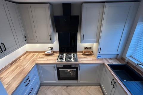 3 bedroom semi-detached house to rent, Hodson Way, Cannock, WS11
