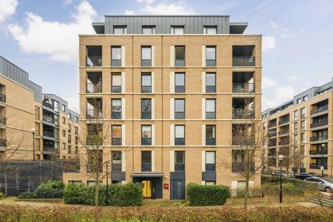 2 bedroom flat to rent, Denman Avenue, Southall UB2