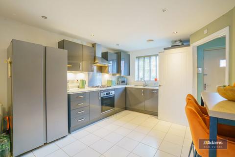 3 bedroom semi-detached house for sale, Northumberland Road, Norlands Green, Widnes