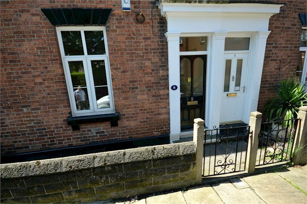 8-travis-place- sheffield-6-bed- student-house-.99