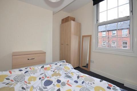 6 bedroom house to rent, Travis Place, Sheffield