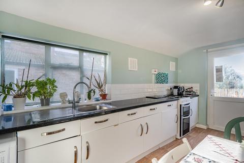 1 bedroom apartment for sale, Naylor Road, London
