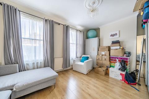 1 bedroom apartment for sale, Naylor Road, London