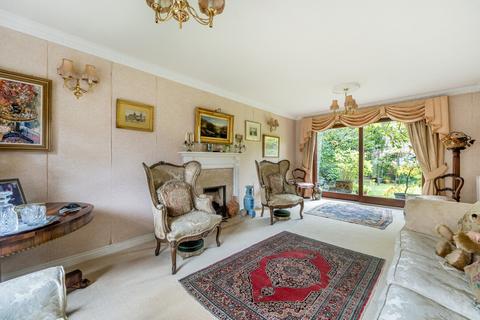 undefined, Brackenlea, Surrey GU7