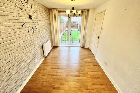3 bedroom detached house to rent, Webster Crescent, S61