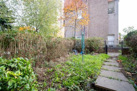 2 bedroom maisonette for sale, Pegasus Close, Highfields