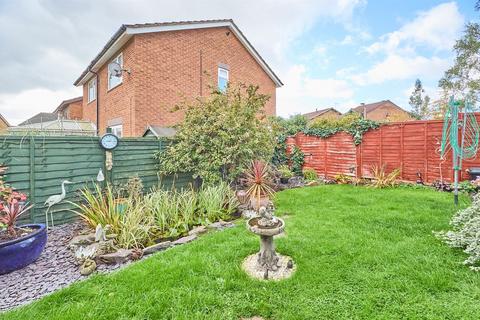 3 bedroom semi-detached house for sale, Crosskirk Road, Hinckley