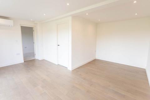 undefined, Hatchet Lane, Cranbourne, Winkfield