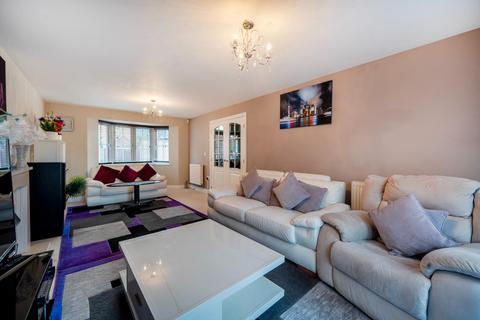 20 Pollards Way, Lower Stondon, Henlow, SG16 6NF