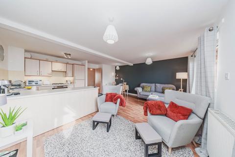 undefined, 7/12 Albion Gardens, Leith, EH7