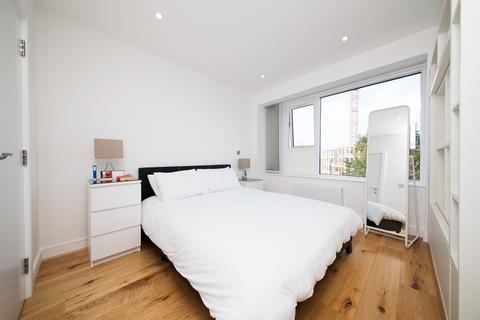 undefined, Lampton Road, Hounslow TW3