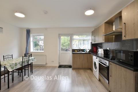 3 bedroom end of terrace house for sale, Westfield, Basildon, Essex