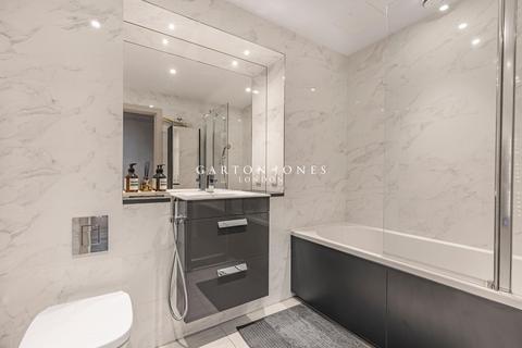 2 bedroom flat to rent, Fairwater House, Fulham SW6