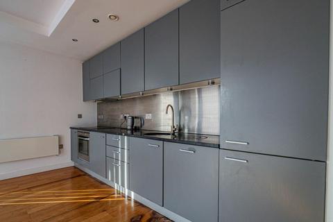 2 bedroom apartment to rent, Admiral House, Cardiff CF24